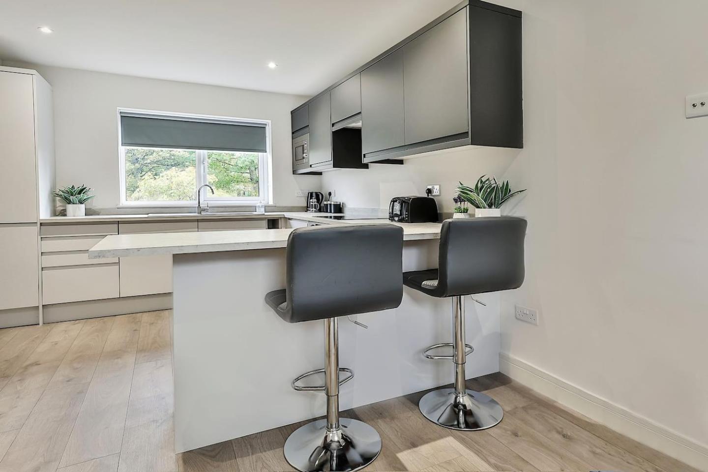 3 Bed Refurbished, Modern House, Wifi, Patio Area Villa Sheffield Exterior photo