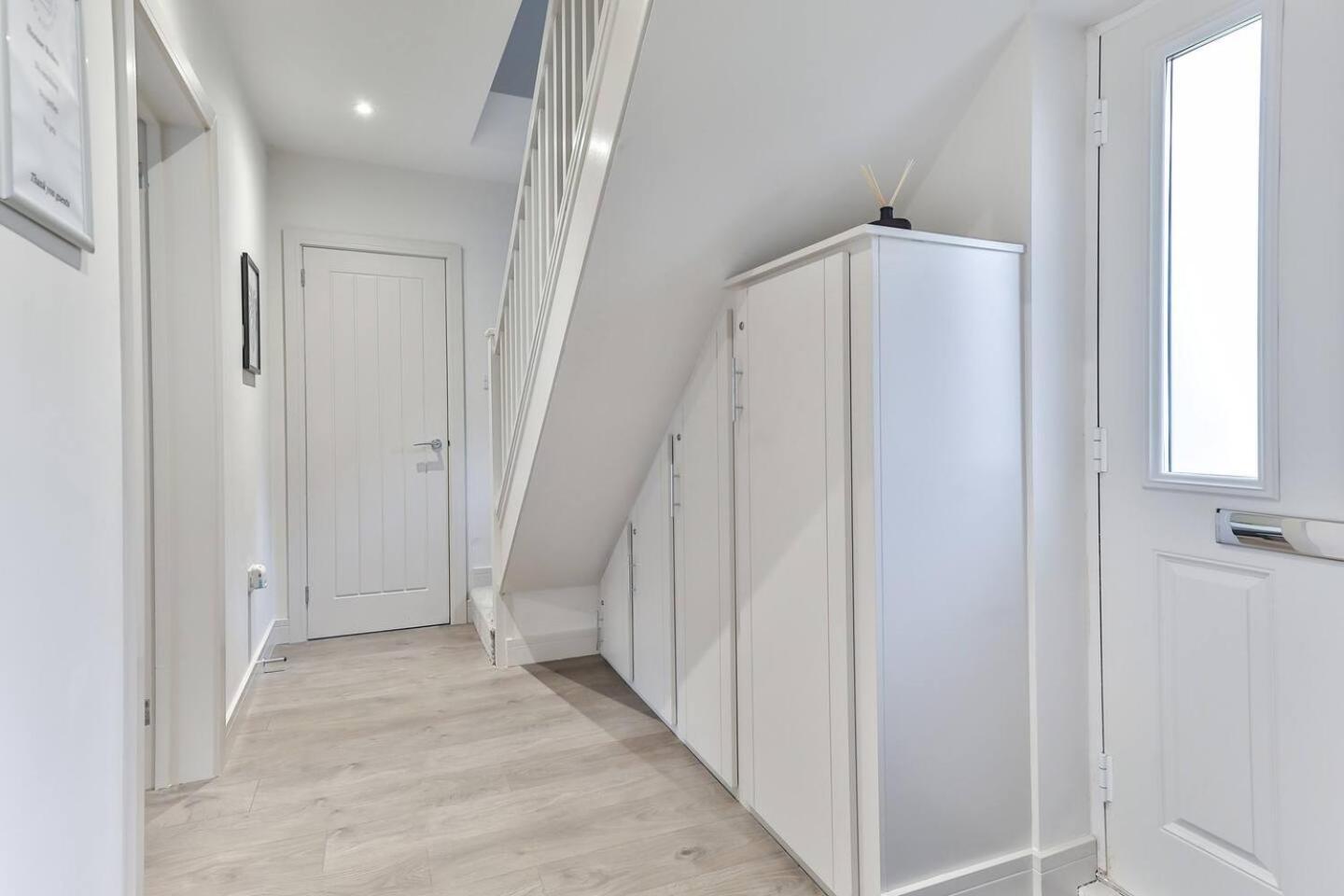 3 Bed Refurbished, Modern House, Wifi, Patio Area Villa Sheffield Exterior photo
