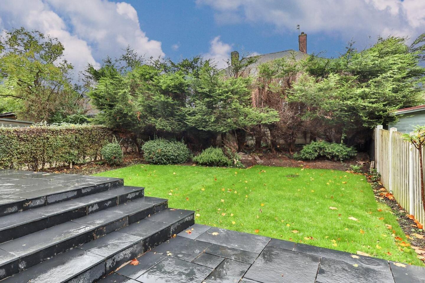 3 Bed Refurbished, Modern House, Wifi, Patio Area Villa Sheffield Exterior photo